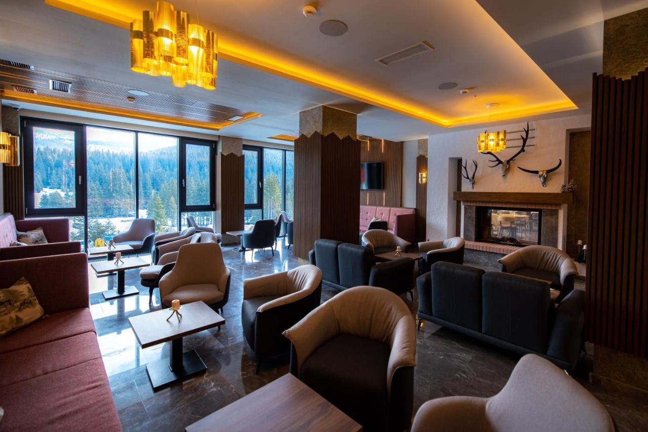 Hotel Belmont Sinaia Exteriér fotografie